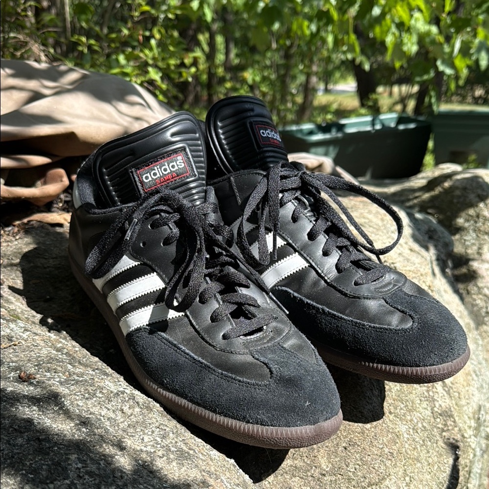 Adidas Men's Black and White sambas